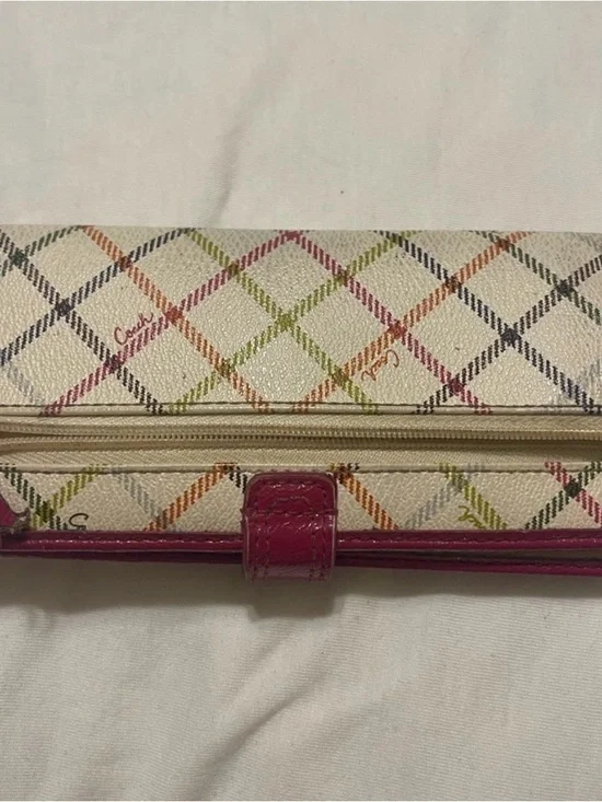 Coach Peyton Checkered Tattersall - Picture 3 of 10